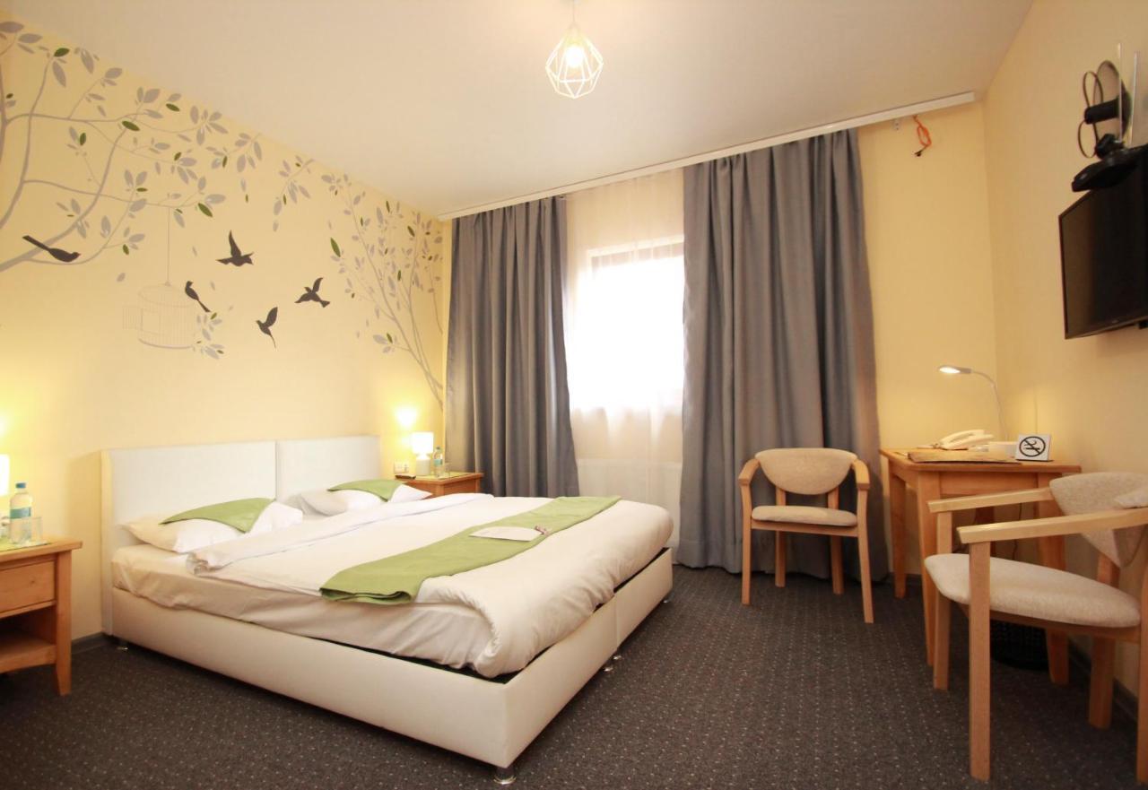Garden Eco Design Hotel 敖德萨 外观 照片