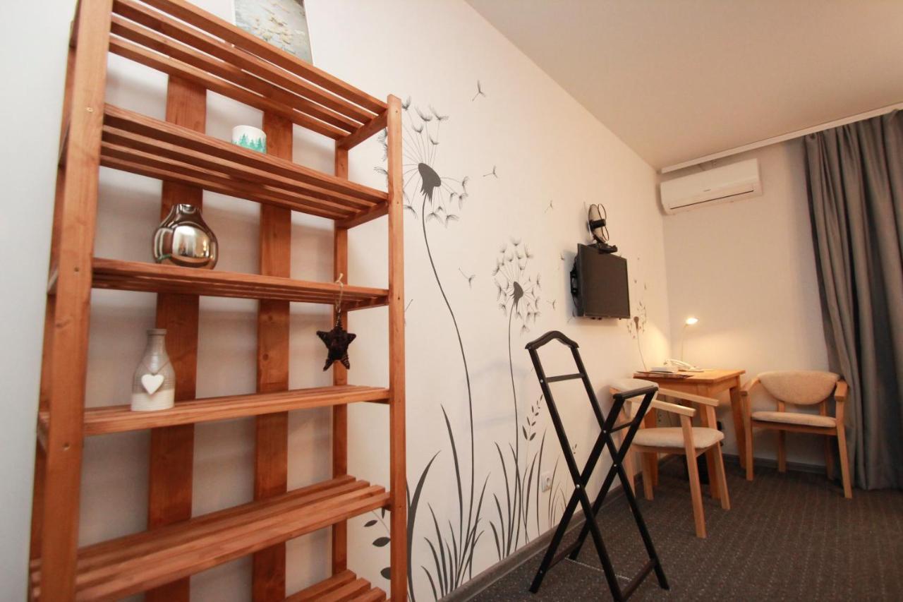 Garden Eco Design Hotel 敖德萨 外观 照片